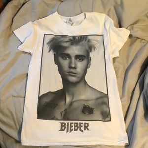 Justin Bieber tour t-shirt